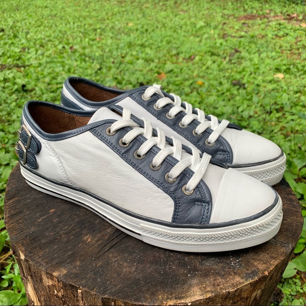 Moda in Pelle white navy leather buckle trainers